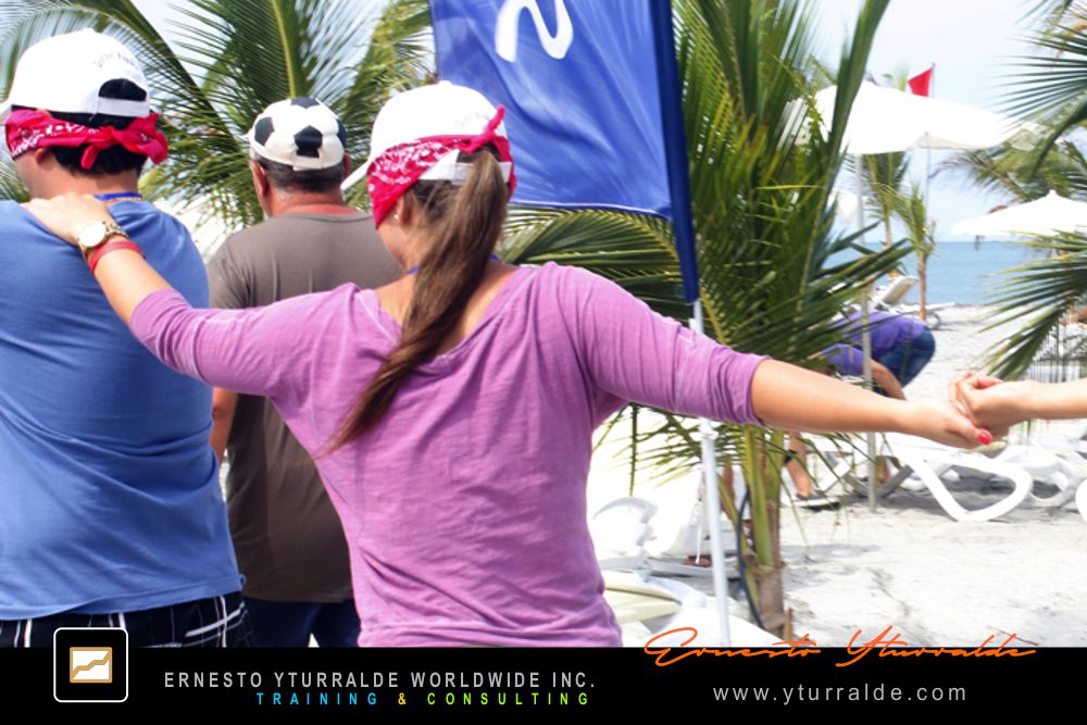 Team Building Group LATAM | Taller de Cuerdas como herramienta vivencial para equipos de alto desempeño
