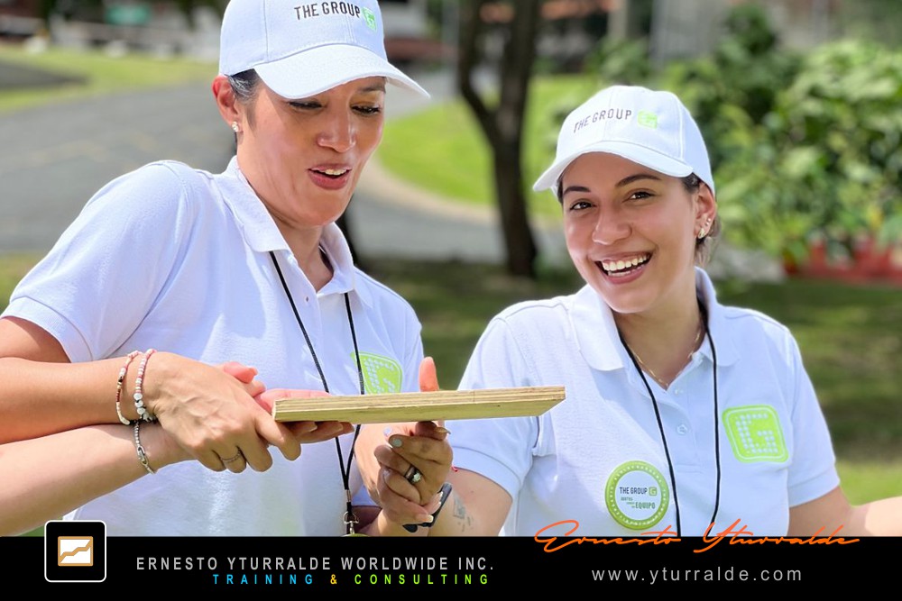 Team Building Group LATAM | Experiencias outdoor para consolidar cohesión y propósito común